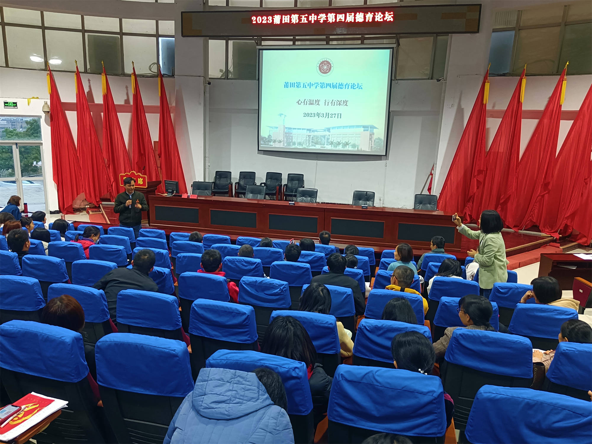 何元宾老师点评.jpg